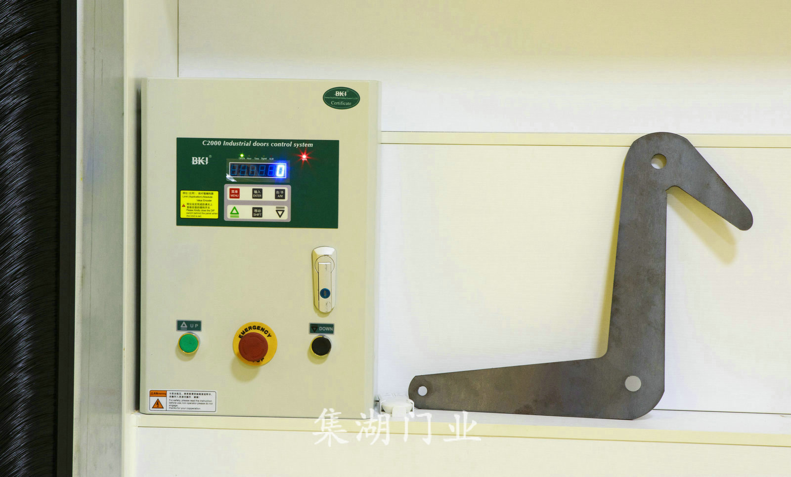 柔性门防断装置勾